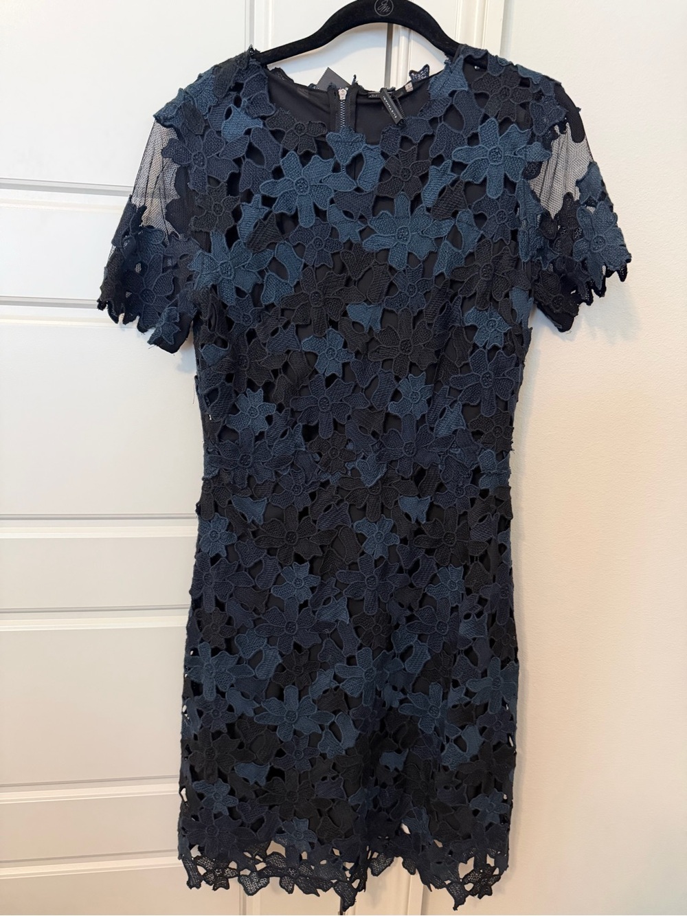 Elie Tahari Navy Floral Appliqué Short Sleeve Dress